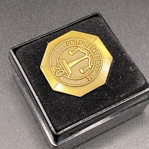 United States Courts 10-15-20 Years of Service Lapel Pins - Picture 7 of 10